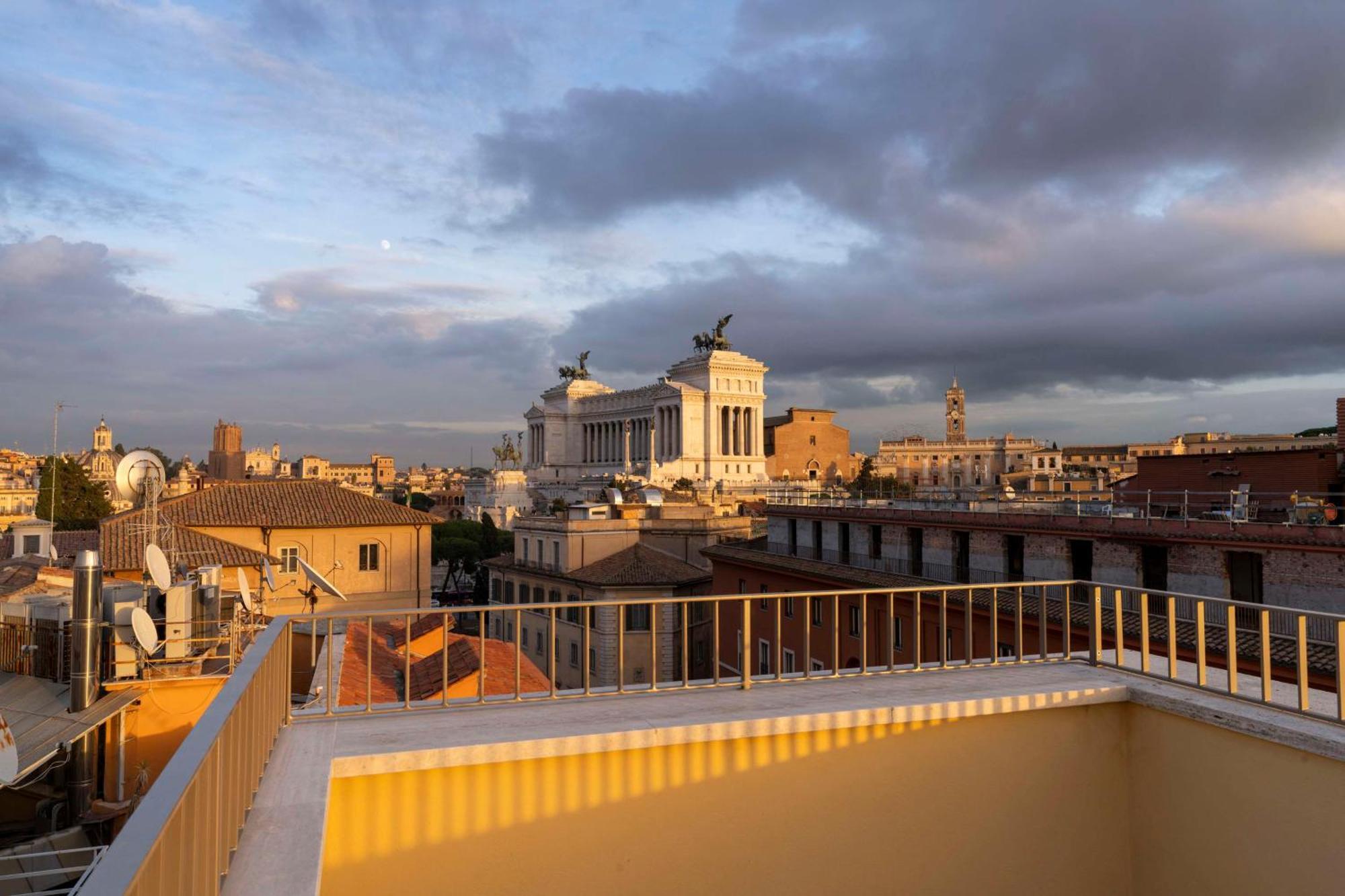 Radisson Collection Hotel, Roma Antica Exterior photo
